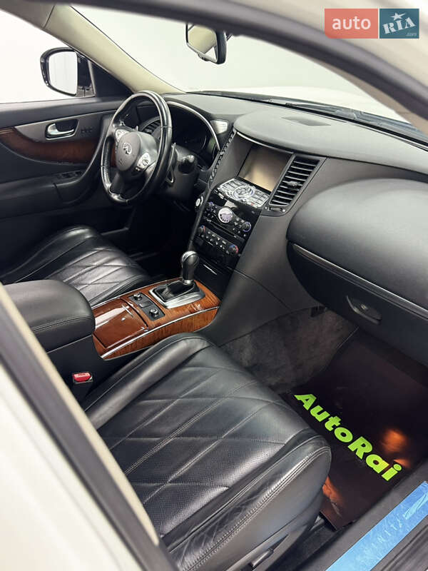 Позашляховик / Кросовер Infiniti FX 30 2013 в Одесі