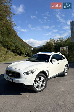 Внедорожник / Кроссовер Infiniti FX 30 2011 в Межгорье