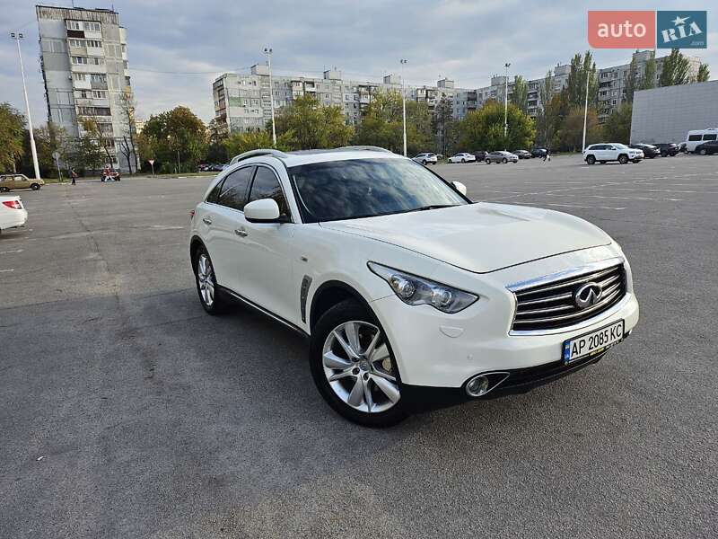 Внедорожник / Кроссовер Infiniti FX 30 2012 в Запорожье