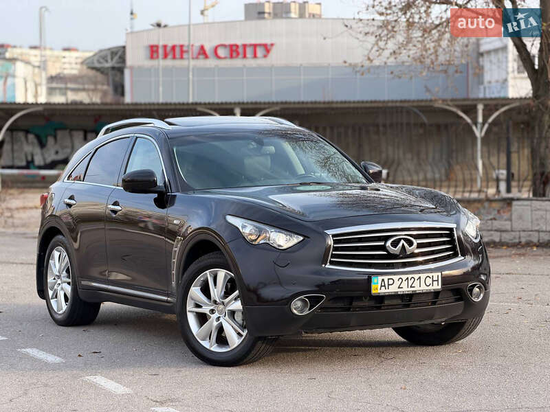 Внедорожник / Кроссовер Infiniti FX 30 2012 в Запорожье