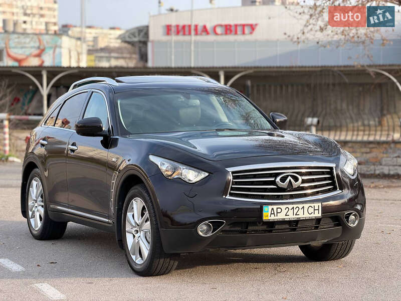 Внедорожник / Кроссовер Infiniti FX 30 2012 в Запорожье