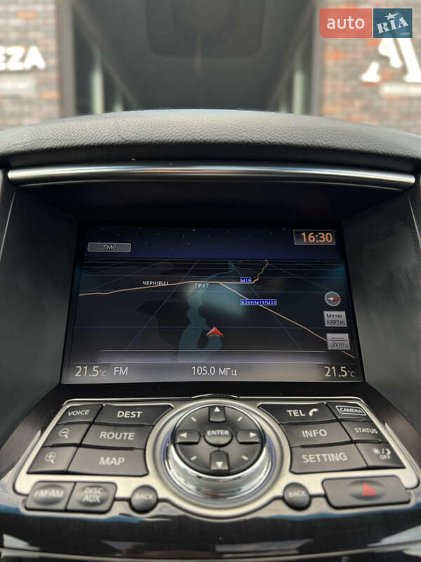 Внедорожник / Кроссовер Infiniti FX 30 2010 в Черновцах