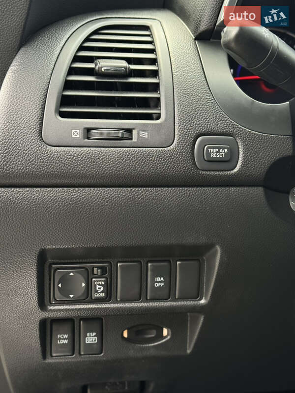 Внедорожник / Кроссовер Infiniti FX 30 2010 в Черновцах