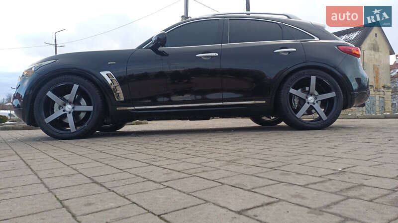 Внедорожник / Кроссовер Infiniti FX 30 2011 в Дрогобыче