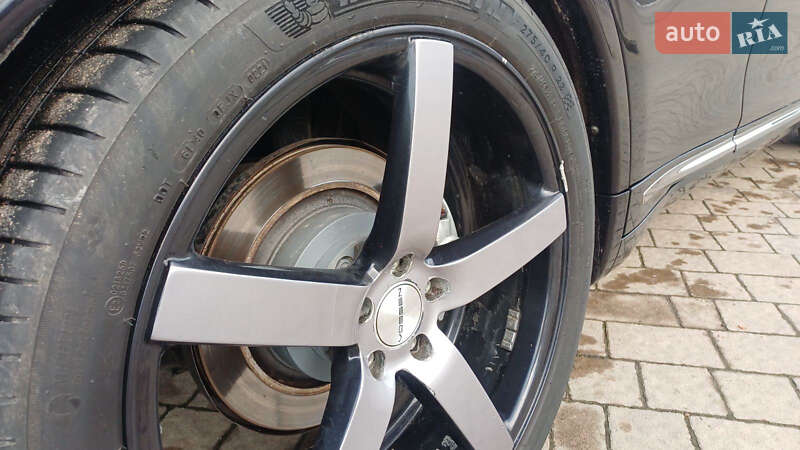 Внедорожник / Кроссовер Infiniti FX 30 2011 в Дрогобыче