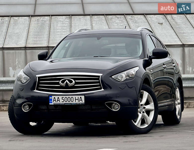 Внедорожник / Кроссовер Infiniti FX 30 2012 в Киеве фото 4 Внедорожник / Кроссовер Infiniti FX 30 2012 в Киеве