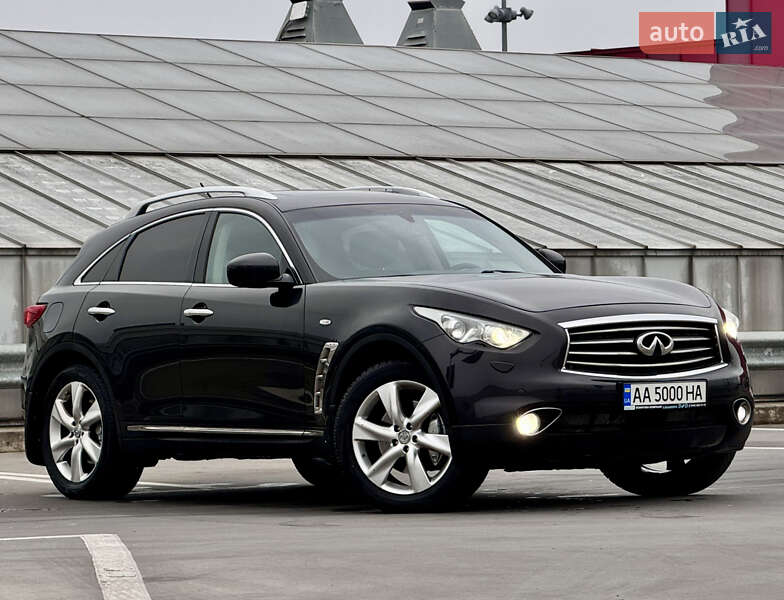 Внедорожник / Кроссовер Infiniti FX 30 2012 в Киеве фото 7 Внедорожник / Кроссовер Infiniti FX 30 2012 в Киеве