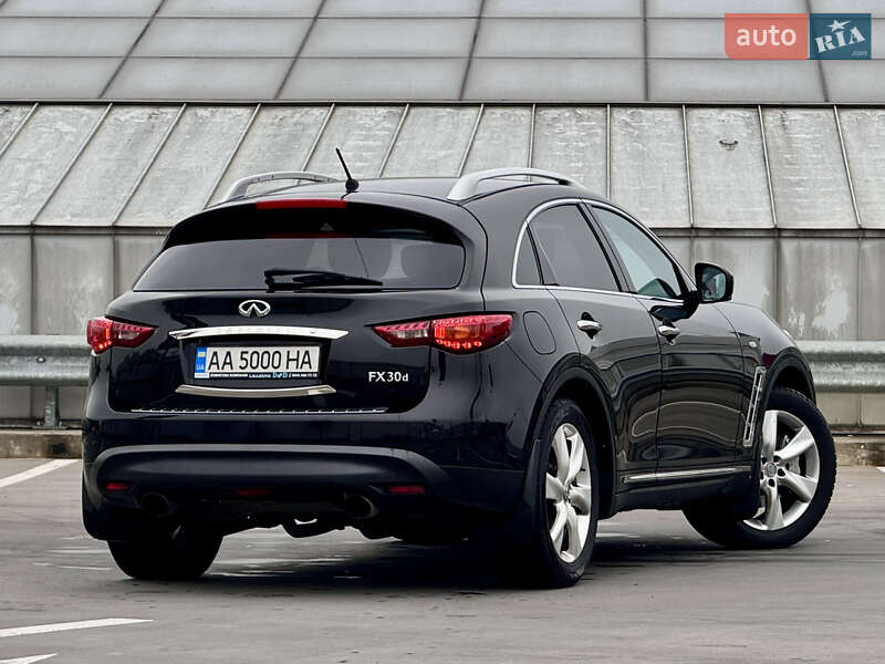Внедорожник / Кроссовер Infiniti FX 30 2012 в Киеве фото 13 Внедорожник / Кроссовер Infiniti FX 30 2012 в Киеве