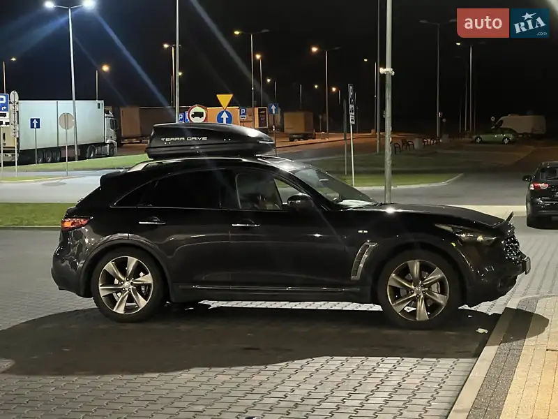 Infiniti FX 30