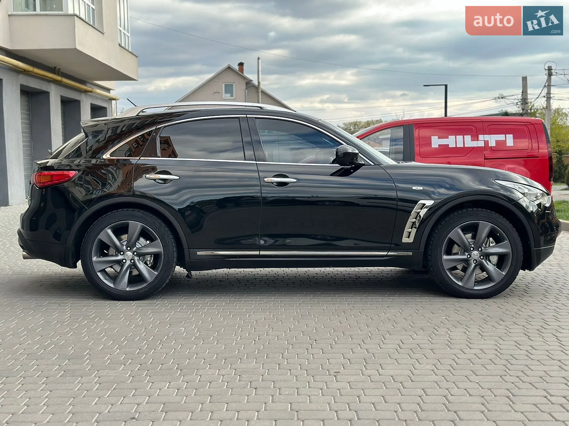2011 Infiniti FX - мініатюра 19