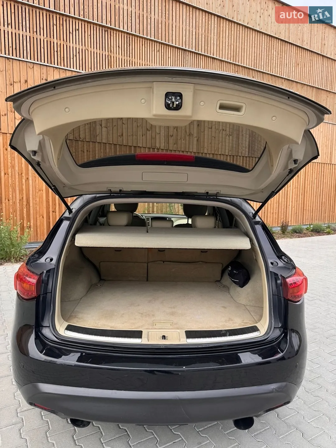 2010 Infiniti FX - мініатюра 10