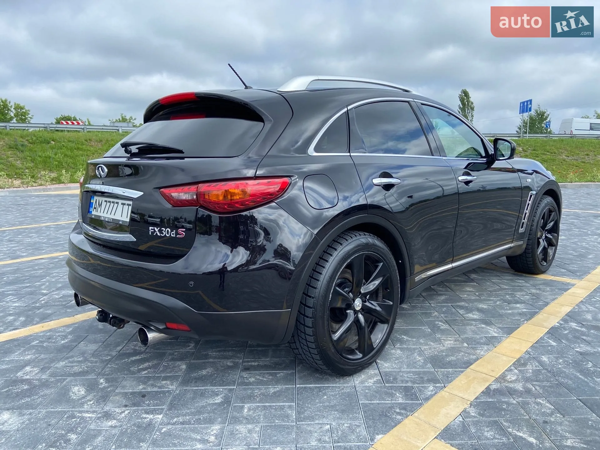 2011 Infiniti FX - мініатюра 16