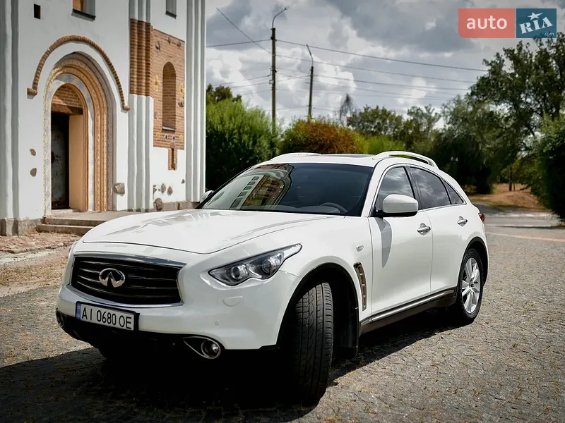Infiniti FX 30