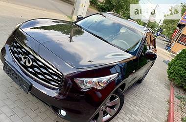 Внедорожник / Кроссовер Infiniti FX 35 2010 в Николаеве