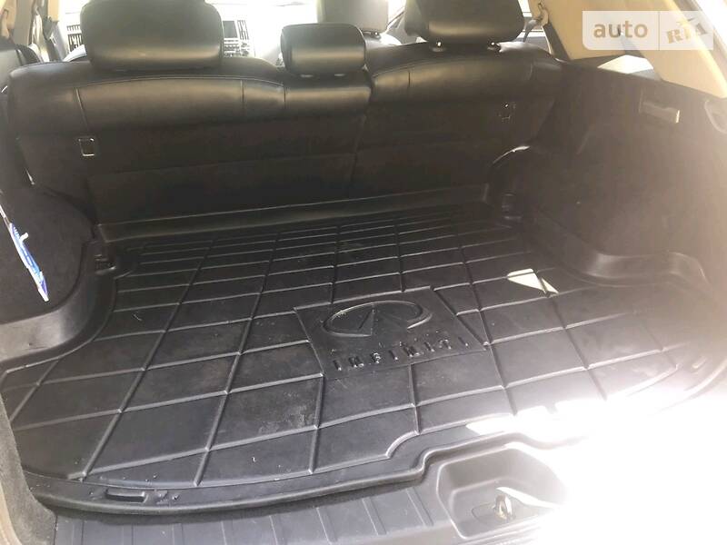 Позашляховик / Кросовер Infiniti FX 35 2003 в Харкові