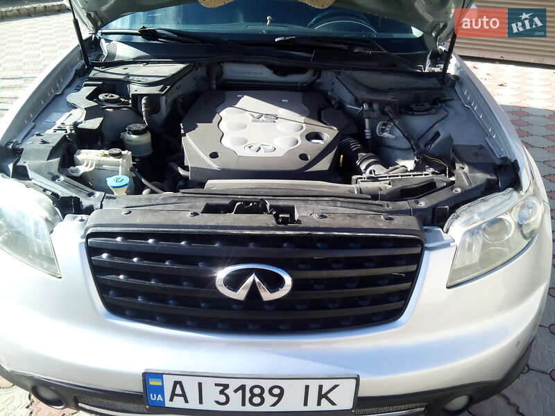 Позашляховик / Кросовер Infiniti FX 35 2006 в Чернівцях