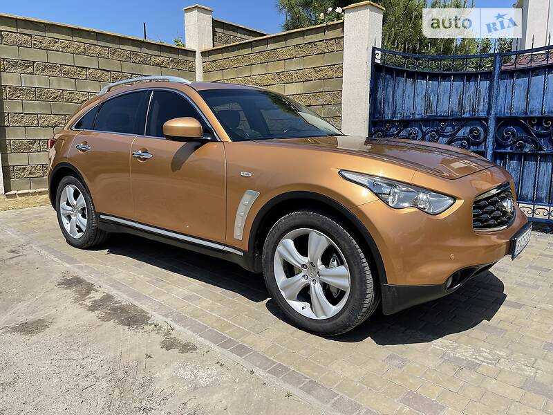 Позашляховик / Кросовер Infiniti FX 35 2008 в Петровому