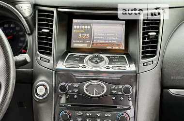 Внедорожник / Кроссовер Infiniti FX 35 2008 в 