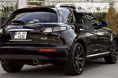 Внедорожник / Кроссовер Infiniti FX 35 2006 в 