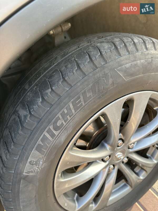 Позашляховик / Кросовер Infiniti FX 35 2010 в Переяславі