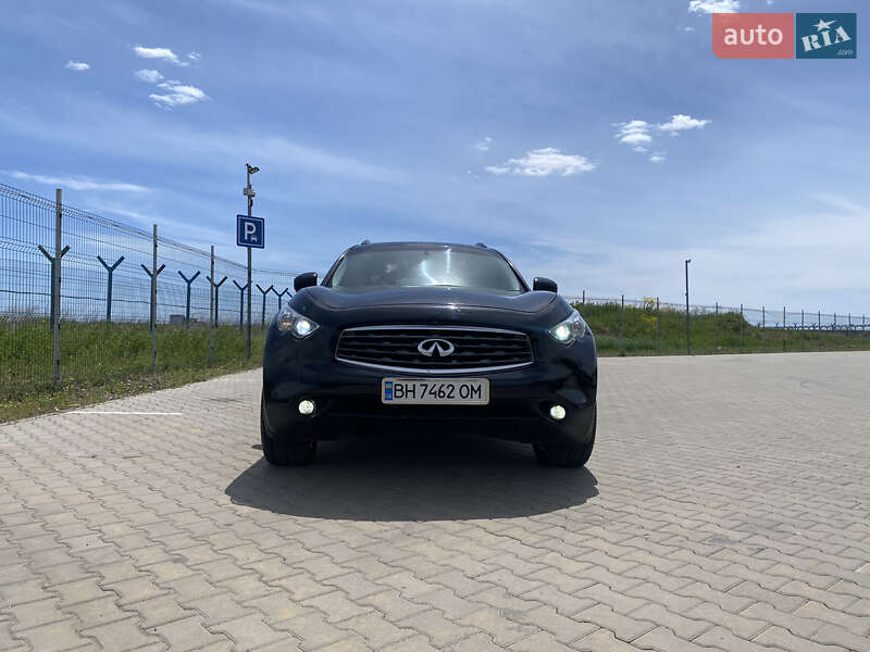 Внедорожник / Кроссовер Infiniti FX 35 2008 в Одессе
