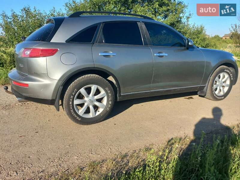 Внедорожник / Кроссовер Infiniti FX 35 2003 в Ивано-Франковске фото 4 Внедорожник / Кроссовер Infiniti FX 35 2003 в Ивано-Франковске