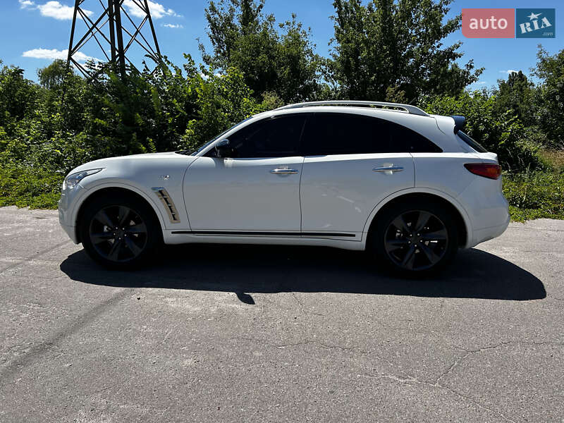 Внедорожник / Кроссовер Infiniti FX 35 2009 в Киеве