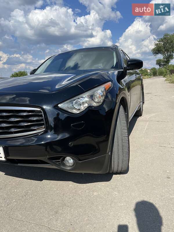 Позашляховик / Кросовер Infiniti FX 35 2011 в Запоріжжі