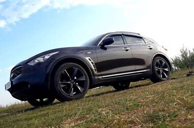 Внедорожник / Кроссовер Infiniti FX 35 2009 в 