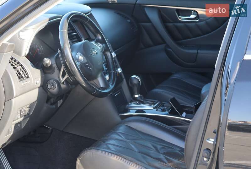 Позашляховик / Кросовер Infiniti FX 35 2008 в Києві