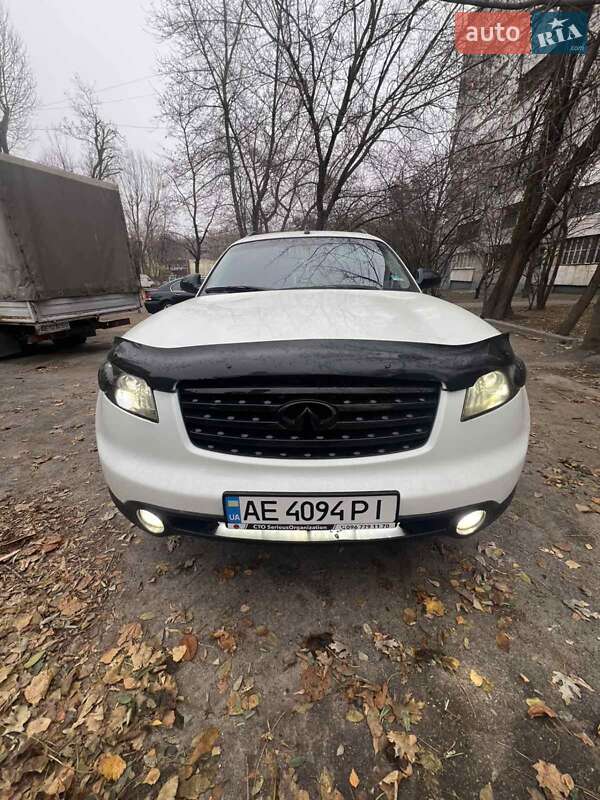Infiniti FX 35 2005