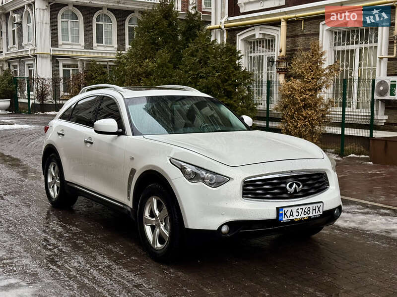 Позашляховик / Кросовер Infiniti FX 35 2009 в Києві