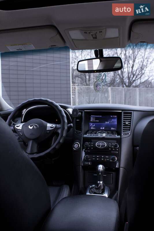 Внедорожник / Кроссовер Infiniti FX 35 2011 в Днепре