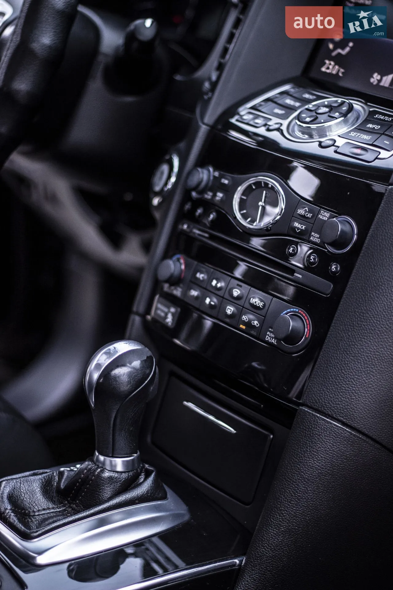 2011 Infiniti FX - мініатюра 28