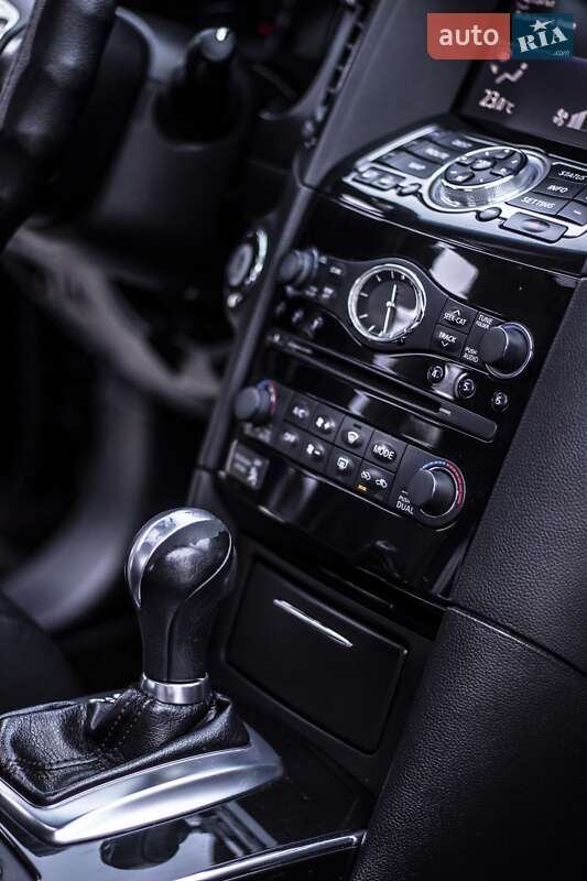 Внедорожник / Кроссовер Infiniti FX 35 2011 в Днепре
