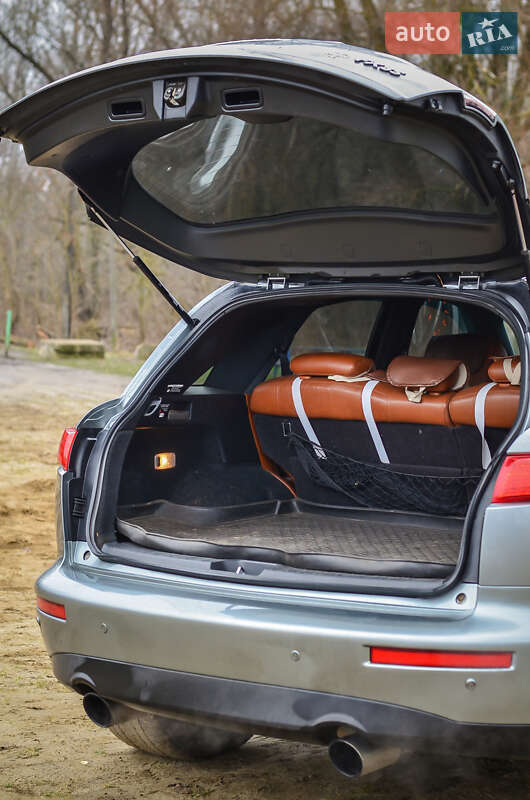 Позашляховик / Кросовер Infiniti FX 35 2007 в Полтаві