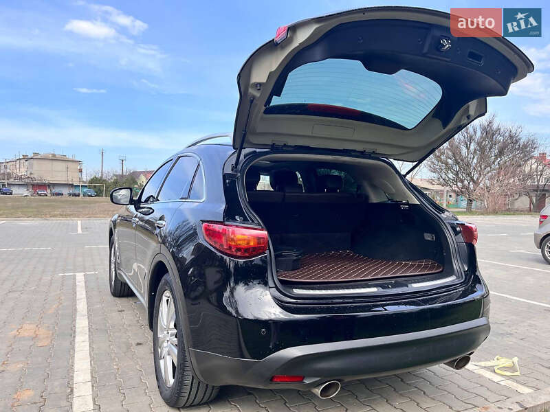 Позашляховик / Кросовер Infiniti FX 35 2008 в Одесі фото 21 Позашляховик / Кросовер Infiniti FX 35 2008 в Одесі