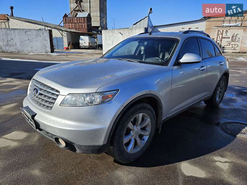 Infiniti FX 35 2004