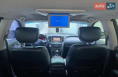 Внедорожник / Кроссовер Infiniti FX 35 2009 в 