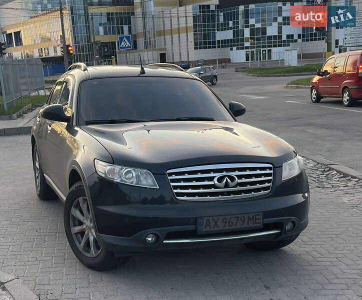 Infiniti FX 35 2006