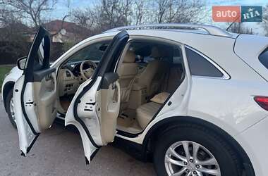 Внедорожник / Кроссовер Infiniti FX 35 2011 в 