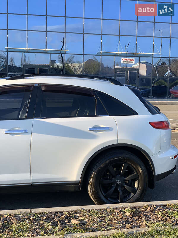 Позашляховик / Кросовер Infiniti FX 35 2005 в Києві