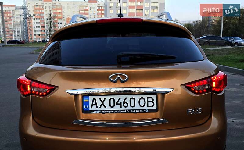 Позашляховик / Кросовер Infiniti FX 35 2008 в Харкові