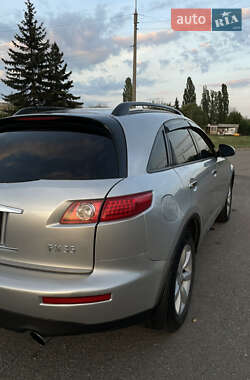 Позашляховик / Кросовер Infiniti FX 35 2004 в 