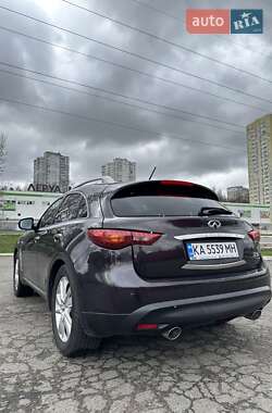 Позашляховик / Кросовер Infiniti FX 35 2013 в 