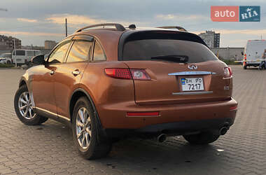Внедорожник / Кроссовер Infiniti FX 35 2003 в 