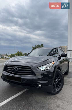 Позашляховик / Кросовер Infiniti FX 35 2012 в Києві