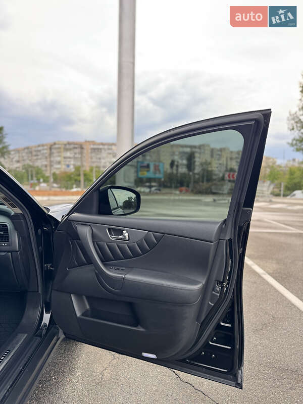 Внедорожник / Кроссовер Infiniti FX 35 2012 в Киеве