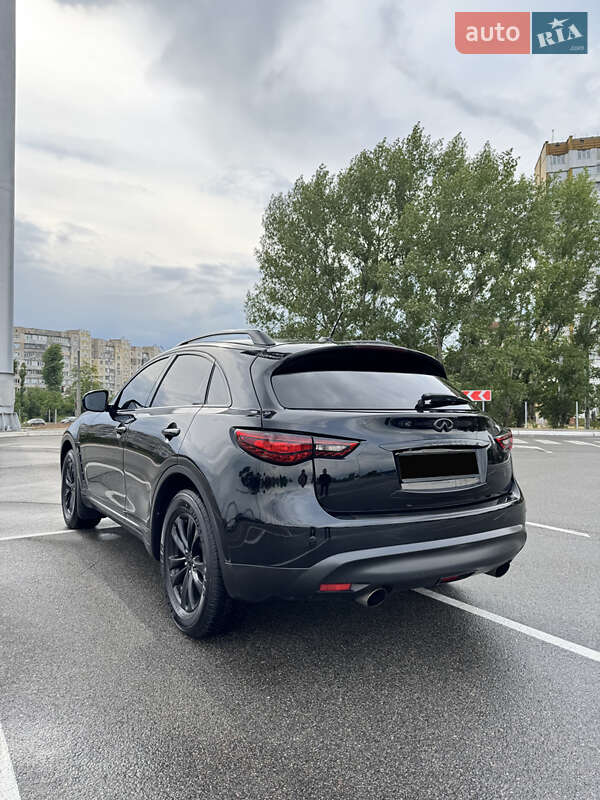 Внедорожник / Кроссовер Infiniti FX 35 2012 в Киеве