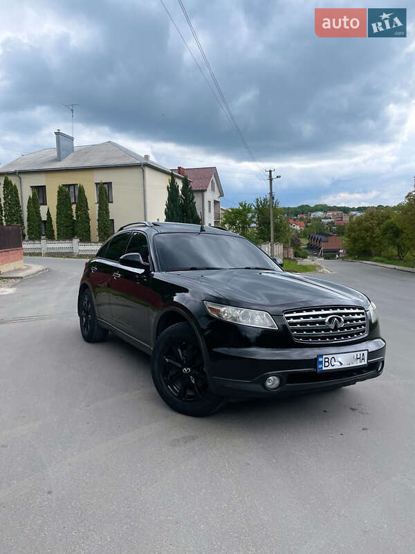 Infiniti FX 35 2004